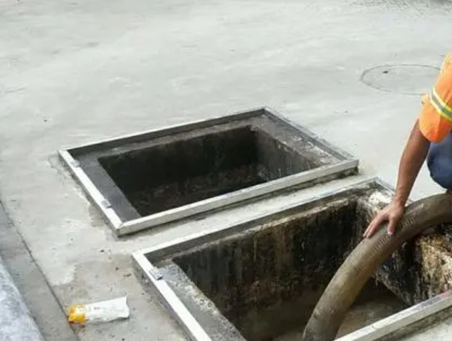 花溪化粪池清理